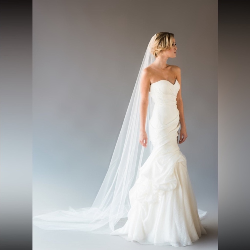 💕Wedding Bridal Veil, one tier, soft.  Just right for her!